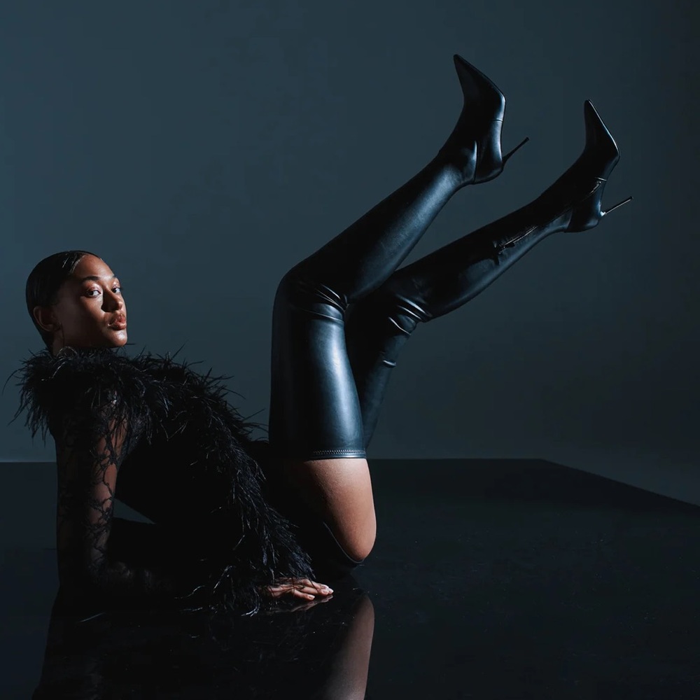 Steve Madden Vava Thigh High Black Leather Stiletto Boots